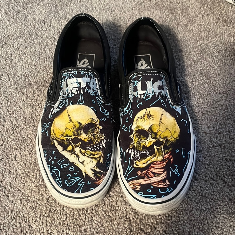 Metallica slip on vans